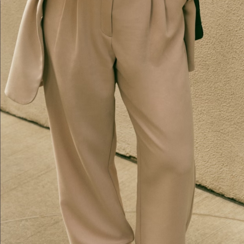 Abercrombie & Fitch Sloan Curve Love Pants Sz 28 Short Inseam Tan